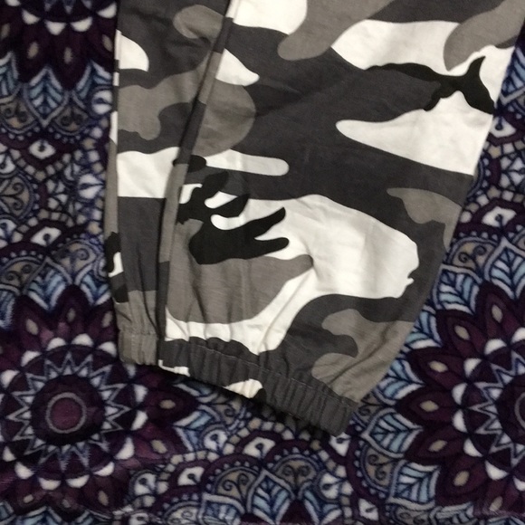 Grey Camo Pants - Picture 5 of 6